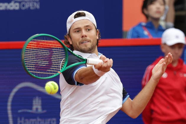 2026 05 21, xFSx, Bitpanda Open Hamburg ATP500, quarterfinals, mens tennis tournament in Hamburg , Am Rothembaum in Hamburg , Aleksandar Kovacevic USA plays a forehand Copyright: HMBxMedia FernandoxSoares