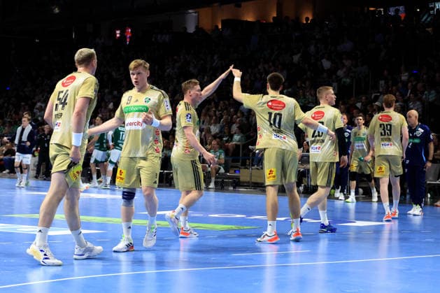 DEU, DHB, 1 HBL, Fuechse Berlin vs Hannover Burgdorf, 21 05 2026, Max Schmeling Halle, Berlin, DEU, DHB, 1 HBL, Fuechse Berlin vs Hannover Burgdorf, in the picture Hannover Burgdorf players circle nordphotoxGmbHx xEngler nph00076