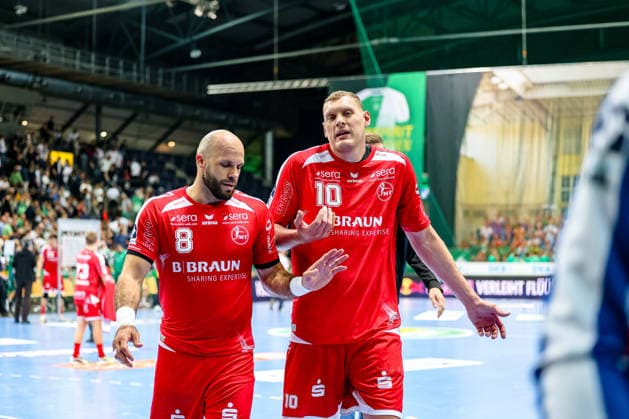 Adrian Sipos MT Melsungen, 08 and Dainis Kristopans MT Melsungen, 10 in conversation, SC DHfK Leipzig vs MT Melsungen, Handball, 1 Bundesliga, Matchday 32, Season 2025 2026, 21 05 2026, SC DHfK Leipzig vs MT Meslungen, Handball, 1 Bundesliga, Matchday 32, Season 2025 2026, 21 05 2026 Leipzig Copyright: xEibner-Pressefoto LauraxRoemerx EP_LRR