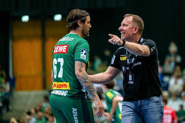Dean Bombac SC DHfK Leipzig, 67 in conversation with Frank Karstens SC DHfK Leipzig, Head Coach , SC DHfK Leipzig vs MT Melsungen, Handball, 1 Bundesliga, 32 Matchday, Season 2025 2026, 21 05 2026, SC DHfK Leipzig vs MT Meslungen, Handball, 1 Bundesliga, 32 Matchday, Season 2025 2026, 21 05 2026 Leipzig Copyright: xEibner-Pressefoto LauraxRoemerx EP_LRR