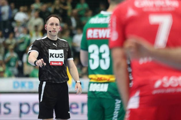 Handball DAIKIN HBL, SC DHfK Leipzig MT Melsungen 21 05 2026 Referee Nico Bärmann Handball, DAIKIN HBL, 1 Bundesliga, Season 2025 2026, 32 Matchday SC DHfK Leipzig vs MT Melsungen on 21 05 2026 at Quarterback Immobilien Arena Leipzig Copyright: xBEAUTIFULxSPORTS JanxKaeferx