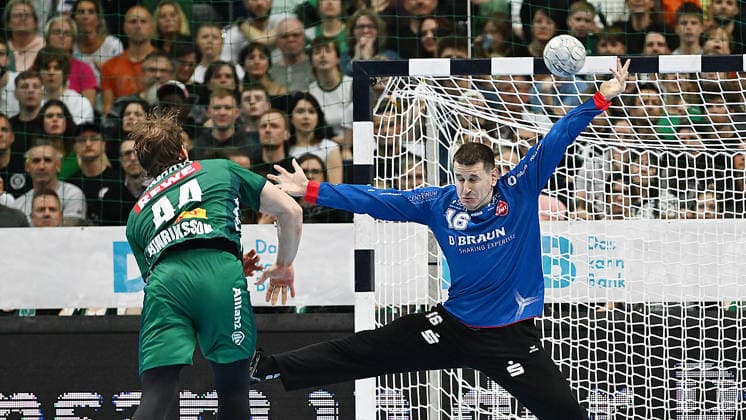 Handball Bundesliga, Season 2025 2026, Matchday 32, SC DHfK Leipzig vs MT Melsungen 21 05 2026 Goalkeeper Blaer Hinriksson Back court back court player DHfK Leipzig, back number 44 vs Nebojsa Simic Goalkeeper Melsungen, back number 16 at Handball Bundesliga match DHfK Leipzig vs MT Melsungen 21 05 2026 Leipzig Saxony Germany QUARTERBACK Real Estate Arena Am Sportforum 2