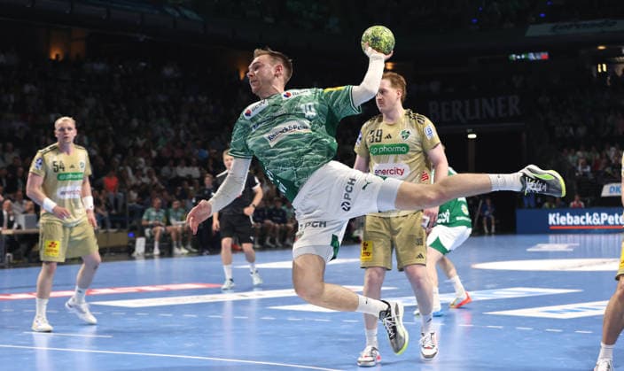 Mathias Gidsel scores a goal, Lukas Stutzke duel Game scene Action Sport Handball HBL Bundesliga Men 32 Matchday Season 2025 2026 21 05 2026 Füchse Berlin vs TSV Hannover Burgdorf