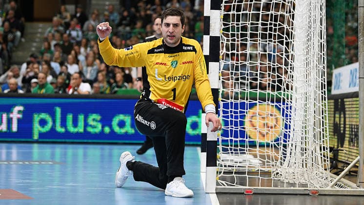 Handball Bundesliga, Season 2025 2026, Matchday 32, SC DHfK Leipzig vs MT Melsungen 21 05 2026 Cheers Domenico Ebner Goalkeeper Goalkeeper DHfK Leipzig, shirt number 1 at the Handball Bundesliga match DHfK Leipzig vs MT Melsungen 21 05 2026 Leipzig Saxony Germany QUARTERBACK Real Estate Arena Am Sportforum 2