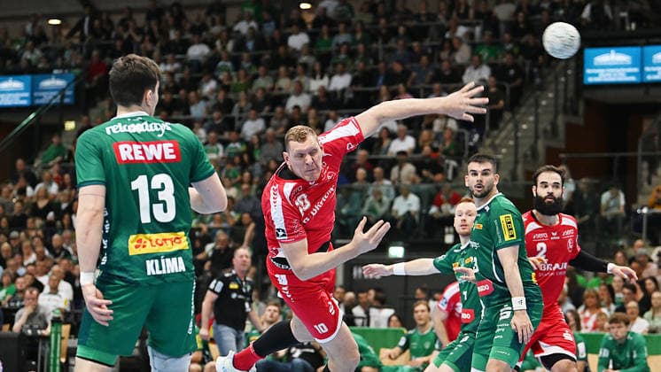 Handball Bundesliga, Season 2025 2026, Matchday 32, SC DHfK Leipzig vs MT Melsungen 21 05 2026 Goal throw Dainis Kristopans back line Melsungen, back number 10 at the Handball Bundesliga match DHfK Leipzig vs MT Melsungen 21 05 2026 Leipzig Saxony Germany QUARTERBACK Real Estate Arena Am Sportforum 2