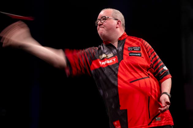 2026 BetMGM Premier League Darts, Night 16, Sheffield Stephen Bunting throws during the 2026 BetMGM Premier League Darts, Night 16 at the Utilita Arena, Sheffield, England on 21 May 2026 Credit: Alex Young Every Second Media Editorial use only. All images are copyright Every Second Media Limited. No images may be reproduced without prior permission. Copyright: xIMAGO EveryxSecondxMediax ESM-2003-0004 AlexxYoungx xEveryxSecondxMediax