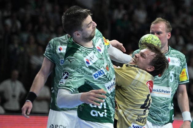21 05 2026, xlakx, Handball Daikin HBL, Fuechse Berlin TSV Hannover Burgdorf v l Nejc Cehte Fuechse Berlin , Thomas Alfred Solstad TSV Hannover Burgdorf duel, duel, fight, tackle Berlin Daniel Lakomski