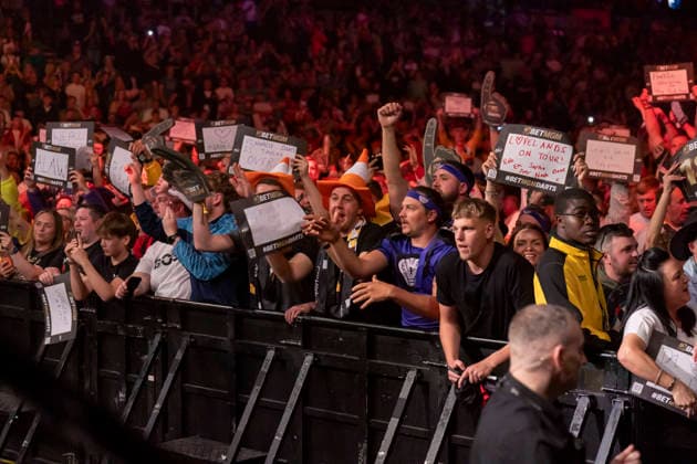 2026 BetMGM Premier League Darts, Night 16, Sheffield Fans during the 2026 BetMGM Premier League Darts, Night 16 at the Utilita Arena, Sheffield, England on 21 May 2026 Credit: Alex Young Every Second Media Editorial use only. All images are copyright Every Second Media Limited. No images may be reproduced without prior permission. Copyright: xIMAGO EveryxSecondxMediax ESM-2003-0028 AlexxYoungx xEveryxSecondxMediax