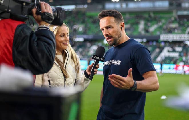 Germany Relegation Bundesliga 2025 2026, Matches Thu, 21 05 2026 VfL Wolfsburg vs SC Paderborn 07 Volkswagen Arena Wolfsburg Portrait photo, Portrait, Single shot, Portrait Ralf Kettemann Coach SC Paderborn 07 Press conference, Media Wolfsburg Copyright: xAymanxAlahmedx