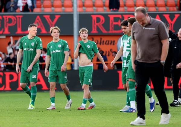 VOLENDAM lr FC Groningen player Mats Seuntjes, FC Groningen player Jorg Schreuders and FC Groningen player Wouter Prins after the Dutch Eredivisie match between Ajax and FC Groningen at Kras Stadium on May 21, 2026 in Volendam, the Netherlands Photo by DeFodi Images