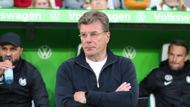 VfL vs Paderborn, Relegation Wolfsburg, 21 05 2026, Football, Men, Relegation, Season 2025 2026, VfL Wolfsburg vs SC Paderborn 07 Head Coach Dieter Hecking VfL Wolfsburg DFL DFB REGULATIONS PROHIBIT ANY USE OF PHOTOGRAPHS as IMAGE SEQUENCES and or QUASI VIDEO Volkswagen Arena Niedersachsen Germany