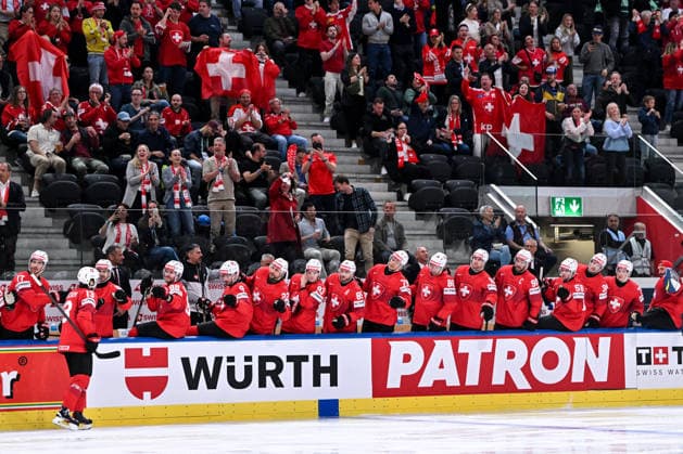 ZURICH, SWITZERLAND MAY 21 Nico Hischier of Switzerland celebrates his goal during the 2026 IIHF Ice Hockey World Championship Switzerland game between Switzerland and Great Britain at Swiss Life Arena on May 21, 2026 in Zurich, Zurich Zurich Swiss Life Arena Zurich Switzerland Copyright: xJustPictures.ch AndreaxBrancax jp-en-EuSpIm-JP7_ANB_Sui_GB_21052026_0935