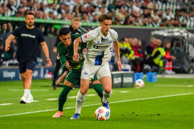 Germany Relegation Bundesliga 2025 2026, Matches Thu, 21 05 2026 VfL Wolfsburg vs SC Paderborn 07 Volkswagen Arena Wolfsburg Adam Daghim VfL Wolfsburg, 11 Jonah Sticker SC Paderborn 07, 3 Wolfsburg Copyright: xAymanxAlahmedx
