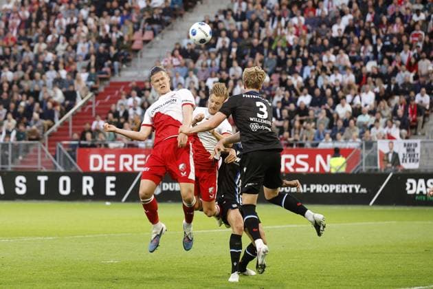 UTRECHT - (lr) Artem Stepanov of FC Utrecht, Dani de Wit of FC Utrecht, Maas Willemsen of sc Heerenveen during the Conference League play-off match between FC Utrecht and sc Heerenveen at Galgenwaard Stadium on 21 May 2026 in Utrecht, the Netherlands. BART STOUTJESDIJK ANP play-offs Conference League 2025-2026 xVIxANPxSportx xxANPxIVx 558981417 originalFilename: 558981417.jpg