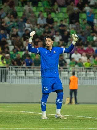 Al Shorta v Erbil Iraq Stars League Goalkeeper Kumel Saadi of Erbil SC reacts during the Iraq Stars League match between Al Shorta and Erbil at Al Shorta Stadium in Baghdad, Iraq, on May 20, 2026. Baghdad Iraq Iraq Copyright: xMahmoodxYaseenx