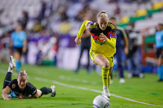 CONCACAF W CHAMPIONS CUP 2026 CONCACAF W CHAMPIONS CUP 2026 AMERICA VS GOTHAM FC 20052026 PACHUCA, HIDALGO Action photo of a defender of Gotham FC and Sarah Luebbert R of America, during semifinal game of the CONCACAF W Champions Cup 2026, held at the Estadio Hidalgo of Pachuca, Hidalgo Action photo of a defender I of Gotham FC and Sarah Luebbert D of America, during semifinal game of the CONCACAF W Champions Cup 2026, held at the Estadio Hidalgo of Pachuca, Hidalgo PHOTO BY IMAGENSHOP AGENCIA FOTOGRAFICA PACHUCA HIDALGO MEXICO Copyright: xYOALIxMARTINEZx