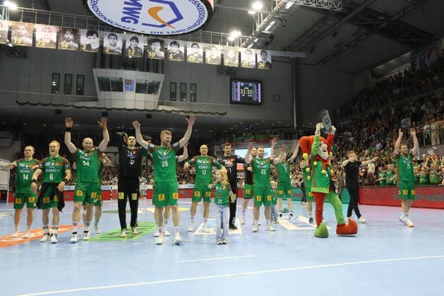 21 05 2026, xtgx, handball, Daikin HBL, SC Magdeburg SG Flensburg Handewitt v l Magdeburg celebrating title win, championship, German champion, jubilant, celebration Magdeburg