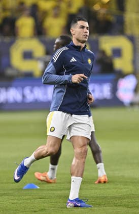 Al-Nassr v Damac - Saudi Pro League RIYADH, SAUDI ARABIA - MAY 21: Cristiano Ronaldo of Al Nassr warms up before the Saudi Pro League football match between Al Nassr and Damac FC at Alawwal Park (King Saud University Stadium) in Riyadh, Saudi Arabia, on May 21, 2026. Mohammed Saad Anadolu Riyadh Saudi Arabia. Editorial use only. Please get in touch for any other usage.  Copyright: x2026xAnadoluxMohammedxSaadx