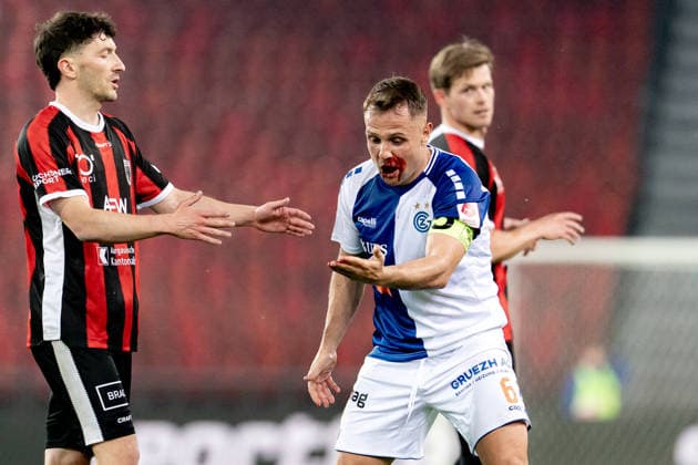 BASEL, SWITZERLAND - MAY 21: Foul on Amir Abrashi (6 Grasshopper Club Zurich) during the Brack Super League match between Grasshopper Club Zurich and FC Aarau at Letzigrund Stadium on May 21, 2026 in Zurich, Switzerland. Copyright: xPriscilaxBütlerx xSPPx Sportspressphoto_SPR151276