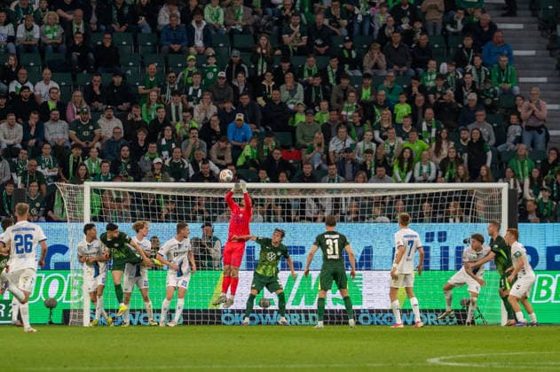 Germany Soccer, Relegation 2026, First leg, VfL Wolfsburg SC Paderborn on 21 05 in Wolfsburg, Volkswagen Arena Dennis Seimen SC Paderborn 41 Copyright: xSvenxHeidmannx