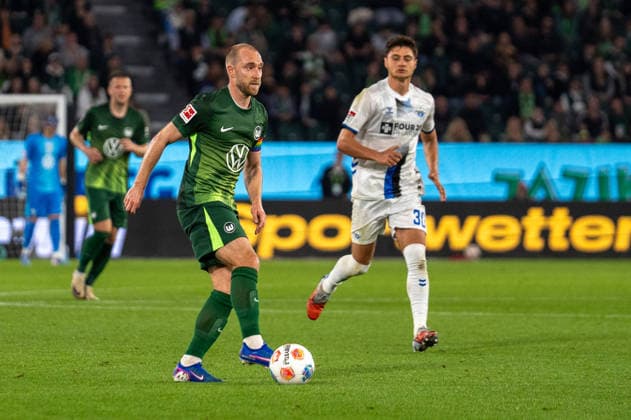 Germany Soccer, Relegation 2026, First leg, VfL Wolfsburg SC Paderborn on 21 05 in Wolfsburg, Volkswagen Arena Christian Eriksen VfL Wolfsburg 24 on the ball Copyright: xSvenxHeidmannx