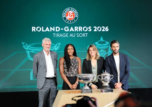(260522) -- PARIS, May 22, 2026 -- President of French Tennis Federation Gilles Moretton, Coco Gauff of the United States, Roland Garros tournament director Amelie Mauresmo and IOC member Tony Estanguet (L to R) pose for photos during the draw for the French Open tennis tournament, at Roland Garros Stadium in Paris, France, on May 21, 2026. ) (SP)FRANCE-PARIS-TENNIS-FRENCH OPEN-DRAW WuxHuiwo 