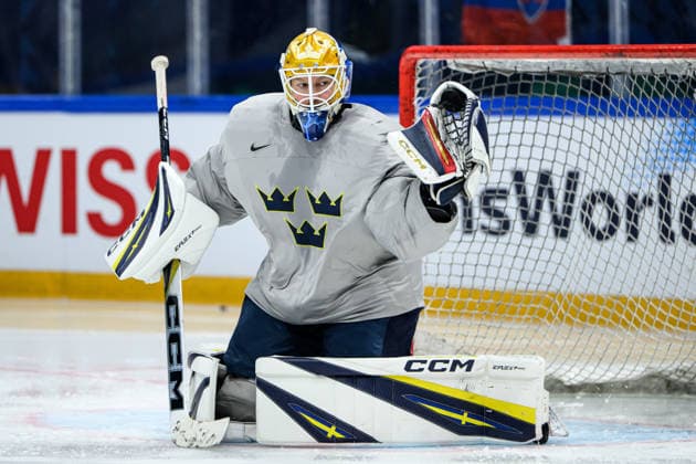 260522 goaltender Magnus Hellberg of Sweden at a practice session during the 2026 IIHF Ice Hockey World Championship on May 22, 2026 in Fribourg Photo Jesper Zerman BILDBYRAN kod JZ JZ0725 ishockey ice hockey ishockey vm 2026 vm 2026 iihf world championship träning practice sverige sweden day 8 bbeng  Copyright: JESPERxZERMAN BB260522JZ032