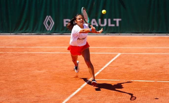 Emma Raducanu practices French Open Tennis, Friday Previews, Qualifying and Practice, Tennis, Roland Garros, Paris, France - 22 May 2026Paris Roland Garros France EDITORIAL USE ONLY No use with unauthorised audio, video, data, fixture lists, club league logos or live services. Online in-match use limited to 120 images, no video emulation. No use in betting, games or single club league player publications. Copyright: xJavierxGarcia Shutterstockx 16887306o