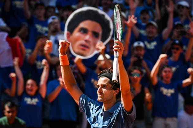 May 22, 2026, Paris, France, France: Pierre-Hugues HERBERT of France celebrates his victory during the fifth qualifying day of the Roland-Garros 2026, French Open 2026, Grand Slam tennis tournament at Roland-Garros Stadium on May 22, 2026 in Paris, France. Roland Garros 2026 - Qualifying Day 5  - ZUMAm308 20260522_zsp_m308_031 Copyright: xMatthieuxMirvillex