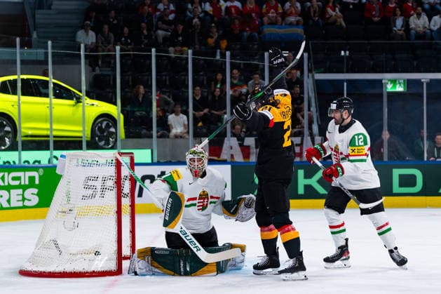 Ice hockey, World Championship, Germany - Hungary