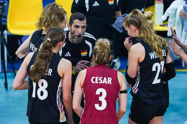 2026-05-22 Germany v France - Four Nations Cup APELDOORN, NETHERLANDS - MAY 22: Leana Grozer of Germany, Giulio Bregoli of Germany, Annie Cesar of Germany, Camilla Weitzel of Germany during the Four Nations Cup match between Germany and France at Omnisport on May 22, 2026 in Apeldoorn, Netherlands. Apeldoorn Omnisport Netherlands Content not available for redistribution in The Netherlands directly or indirectly through any third parties. Copyright: xAndrexWeeningx