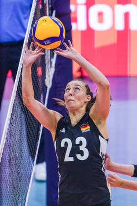 2026-05-22 Germany v France - Four Nations Cup APELDOORN, NETHERLANDS - MAY 22: Sarah Straube of Germany during the Four Nations Cup match between Germany and France at Omnisport on May 22, 2026 in Apeldoorn, Netherlands. Apeldoorn Omnisport Netherlands Content not available for redistribution in The Netherlands directly or indirectly through any third parties. Copyright: xAndrexWeeningx