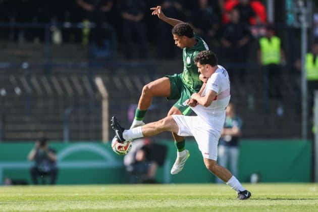 Soccer DFB Cup Junior Final VfL Wolfsburg U19 VfB Stuttgart U19 on 22 05 2026 at Karl Liebknecht Stadium in Potsdam Michael John Wolfsburg , left Emirhan Agzikara Stuttgart , right DFB regulations prohibit any use of photographs as image sequences and or quasi video xJRx
