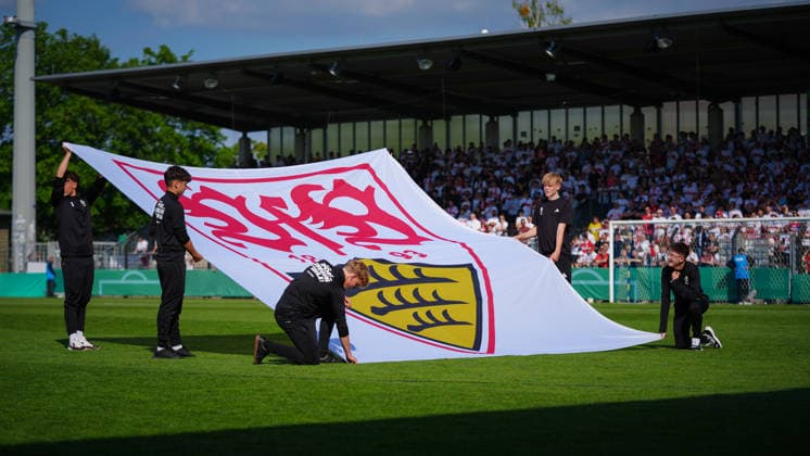Soccer, A Juniors, Season 2025 2026, DFB Cup, Final, VfB Stuttgart U19 vs VfL Wolfsburg U19, Friday 22 05 2026, Karl Liebknecht Stadium Potsdam, In the picture The coat of arms of VFB Stuttgart Brandenburg Germany