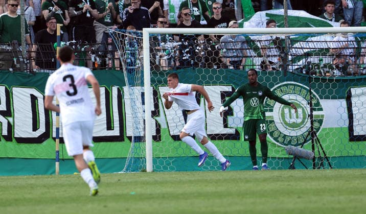 22 05 26 A Juniors DFB Cup Final 2026 U19 VfL Wolfsburg U19 VfB Stuttgart Germany, Potsdam, 22 05 2026, Football, Season 2025 2026, A Juniors DFB Cup Final 2026, U19 VfL Wolfsburg U19 VfB Stuttgart Enis Redzepi U19 VfB Stuttgart Cheering Goal 0 1 Redzepi