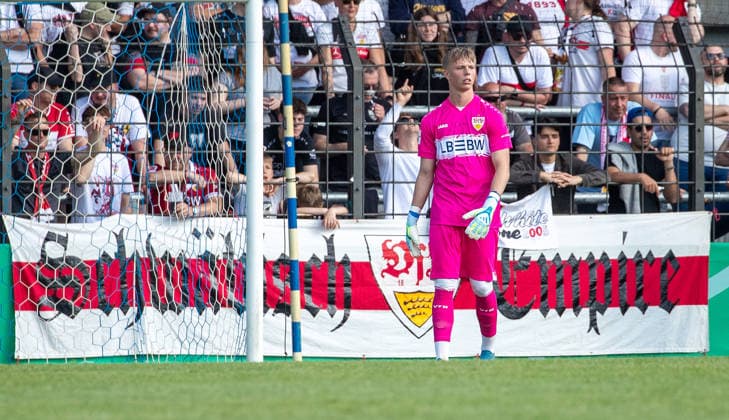 Berlin , Football final DFB Cup Juniors VfL Wolfsburg vs VfB Stuttgart , Florian Hellstern VfB