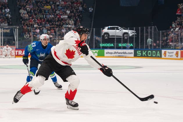 FRIBOURG, FRIBOURG - MAY 22: Emmitt Finnie of Canada during the 2026 IIHF World Championship, WM, Weltmeisterschaft Preliminary Round Group B match between Canada and Slovenia at BCF Arena on May 22, 2026 in Fribourg, Fribourg, Switzerland.  Copyright: xLivioxBaeriswylx xSPPx Sportspressphoto_SPR151823