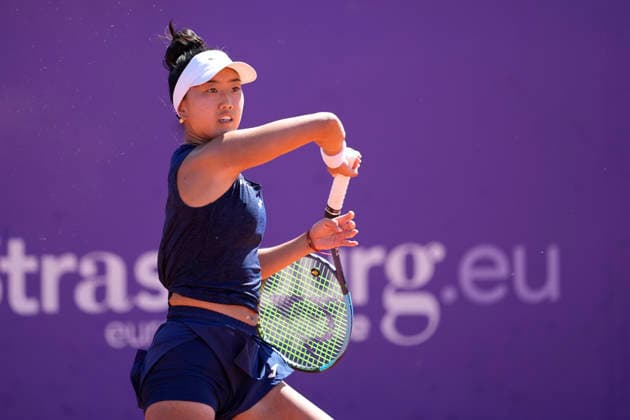 2026 WTA, Tennis Damen Strasbourg 500 - Semi Finals (Day 6) Ann Li in action during the semifinal at the 2026 WTA Internationaux de Strasbourg Women s tennis tournament at the Tennis Club de Strasbourg in Strasbourg, France, on May 22, 2026. Strasbourg France  Copyright: xOwenxHammondx originalFilename:hammond-2026wtai260522_npSQv.jpg