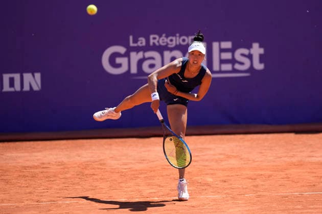 2026 WTA, Tennis Damen Strasbourg 500 - Semi Finals (Day 6) Ann Li in action during the semifinal at the 2026 WTA Internationaux de Strasbourg Women s tennis tournament at the Tennis Club de Strasbourg in Strasbourg, France, on May 22, 2026. Strasbourg France  Copyright: xOwenxHammondx originalFilename:hammond-2026wtai260522_npFqC.jpg