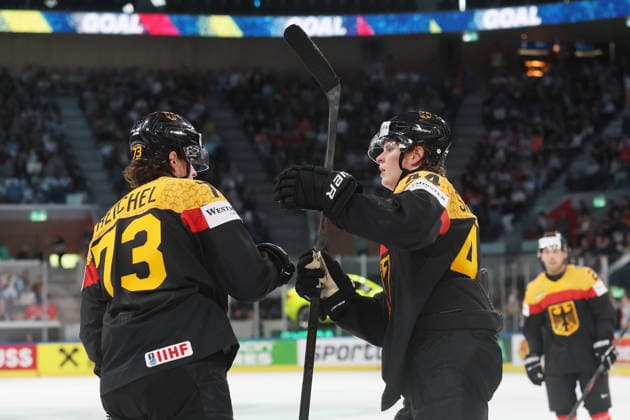 22 05 2026 Swiss Life Arena Zurich , SWITZERLAND, Mens Ice Hockey IIHF World Championship Zurich 2026 Group A GER HUN Goal celebration Lukas Reichel Joshua Samanski GER scoring 3 0