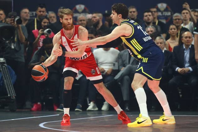 Olympiacos Piraeus v Fenerbahce Beko Istanbul Euroleague Final Four Thomas Walkup of Olympiacos during the Euroleague match, Final Four Semifinal between Olympiacos Piraeus v Fenerbahce Beko Istanbul played at ATHENS Telekom Center Athens Stadium on May 22nd 2026 in Athens Greece Athens Greece Basketball Copyright: xAgenciaxLOFx