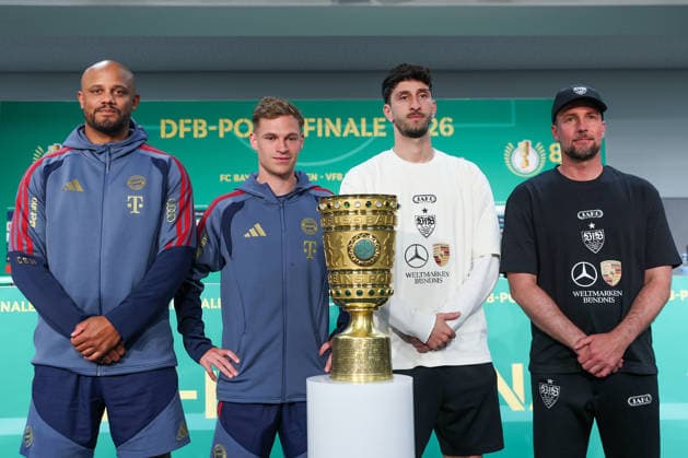 DFB Cup final 25 26 Closing press conference before FC Bayern Munich VfB Stuttgart on 22 05 2026 at the Olympic Stadium in Berlin Coach Vincent Kompany Muenchen , Joshua Kimmich Muenchen 6 , Atakan Karazor Stuttgart 16 and coach Sebastian Hoeneß Hoeness Stuttgart with the cup MH