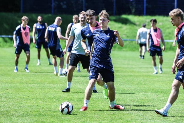 Sports, Football, 3 League Season 2025 2026 Training MSV Duisburg 22 05 2026, Training ground MSV Duisburg Tim Heike MSV Duisburg, 9 Dominik Kother MSV Duisburg, 31 Duisburg Training ground MSV Duisburg North Rhine-Westphalia Germany