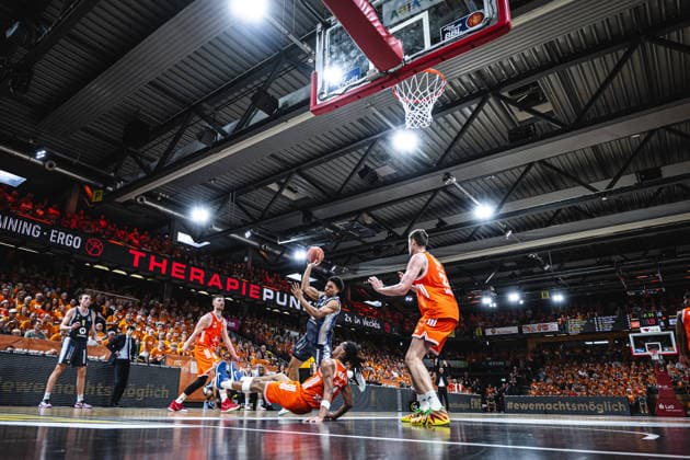 1 Basketball Bundesliga, easyCredit BBL, Season 2025 2026, Men, Playoffs, Quarterfinals, Game 3, 22 05 2026, RASTA Vechta ALBA Berlin Jack Kayil 7 ALBA BERLIN in action Vechta RASTA Dome Lower Saxony Germany