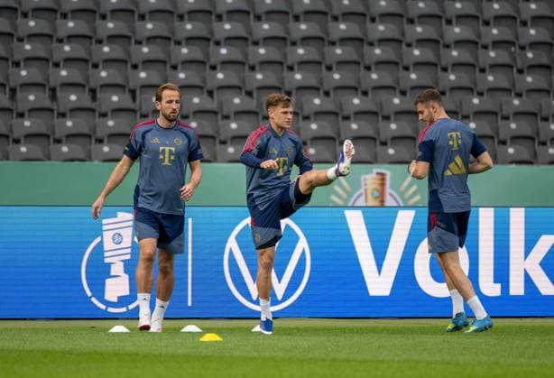Soccer, men, season 2025 2026, 83 DFB Cup final, FC Bayern Munich VfB Stuttgart, training the day before, in the picture from l Harry Kane Bayern Munich , Joshua Kimmich Bayern Munich , Josip Stanisic Bayern Munich , 22 05 2026, Copyright: xMatthiasxKochx
