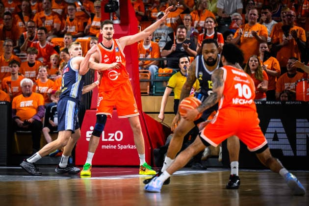 22 05 2026, Rasta Dome, Vechta Basketball, easyCredit Bundesliga, Playoffs quarterfinals, Rasta Vechta vs ALBA Berlin Tibor Pleiß Pleiss 22 Vechta