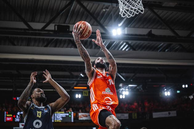 1 Basketball Bundesliga, easyCredit BBL, Season 2025 2026, Men, Playoffs, Quarterfinals, Game 3, 22 05 2026, RASTA Vechta ALBA Berlin Tevin Brown 10 RASTA Vechta at the Korbleger Vechta RASTA Dome Niedersachsen Germany