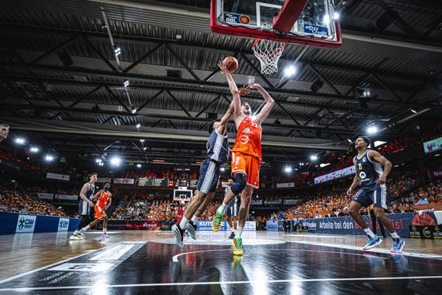 1 Basketball Bundesliga, easyCredit BBL, Season 2025 2026, Men, Playoffs, Quarterfinals, Game 3, 22 05 2026, RASTA Vechta ALBA Berlin Tibor Pleiß 22 RASTA Vechta at the Korbleger Vechta RASTA Dome Niedersachsen Germany