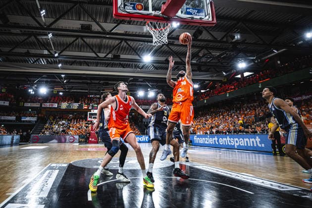1 Basketball Bundesliga, easyCredit BBL, Season 2025 2026, Men, Playoffs, Quarterfinals, Game 3, 22 05 2026, RASTA Vechta ALBA Berlin Tevin Brown 10 RASTA Vechta at the Korbleger Vechta RASTA Dome Niedersachsen Germany