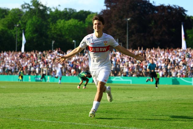 7 Neno Zezelj VfB Stuttgart U19 celebrates his goal for 0 3 Football I Juniors I DFB Cup I 2025 2026 season I Final I VfL Wolfsburg U19 VfB Stuttgart U19 I 22 05 2026 I Karl Liebknecht Stadium